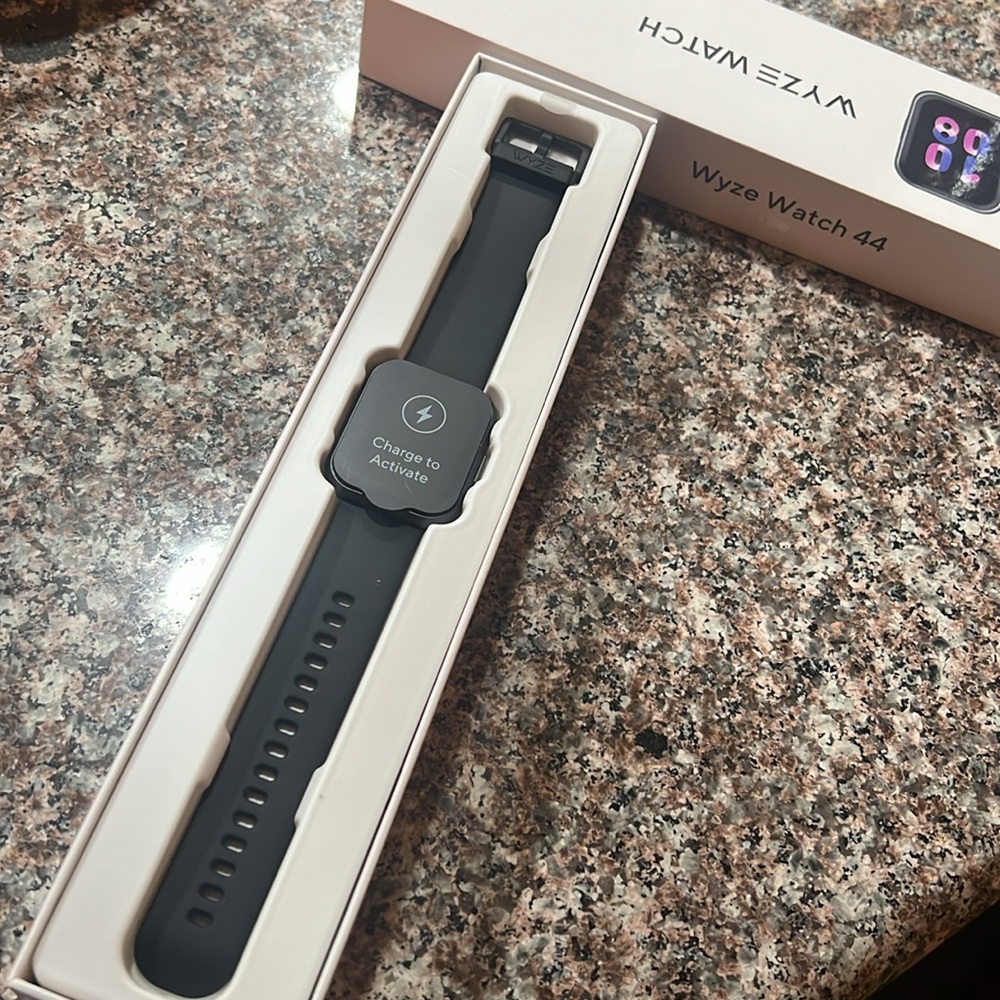 Smart Watch, 1.91" Touch Screen Fitness Tracker Heart Rate Blood Oxygen NEW